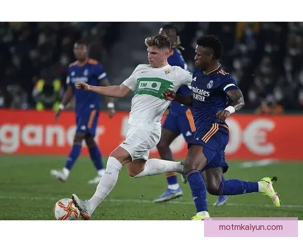 奥萨苏纳定位球表现稳健，近期战术执行力持续提升